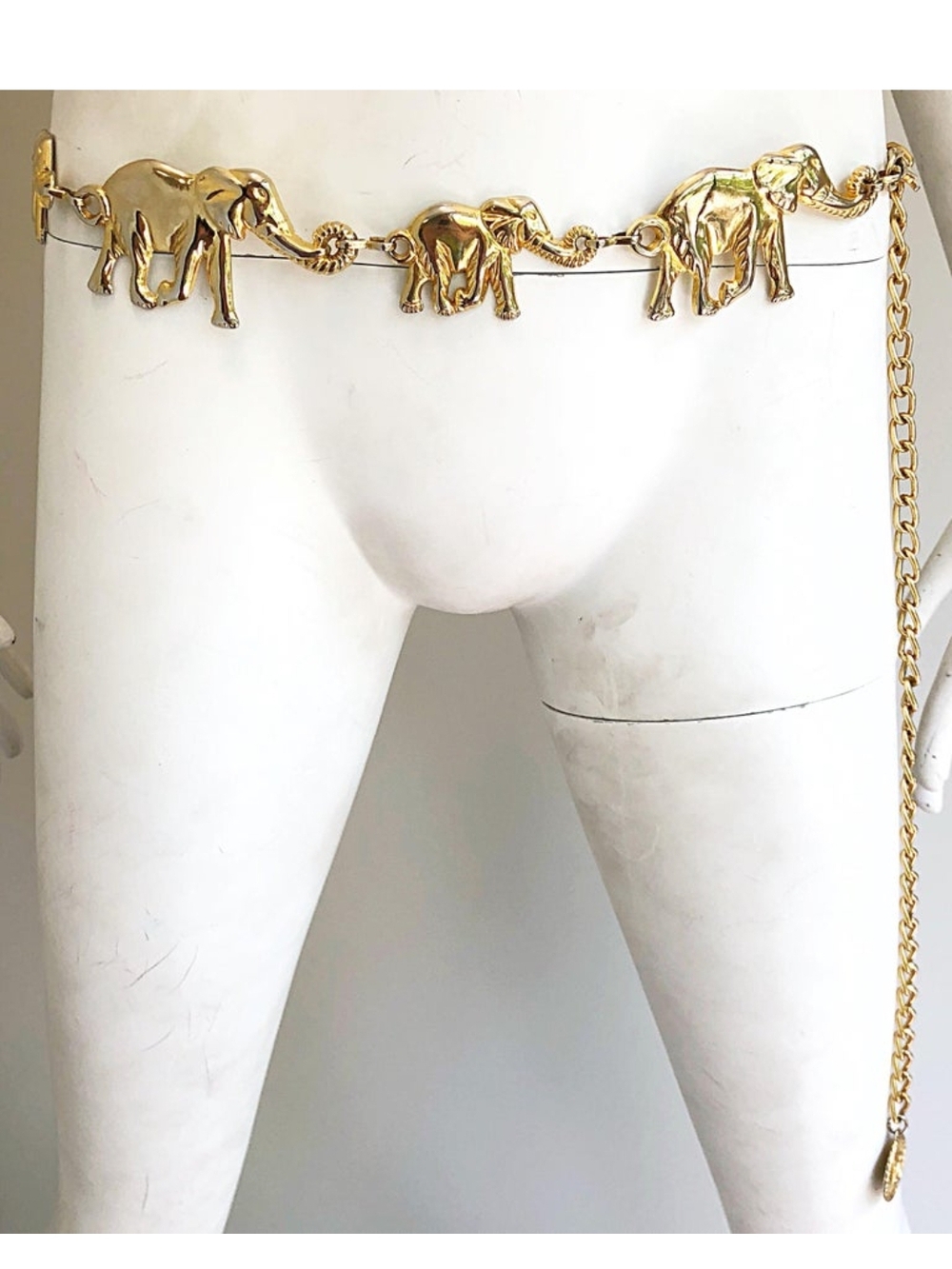 VTG Gold Tone Elephant Chain Belt With Lion Head Charm 1980’s   OBO Extra Small